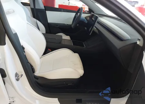 2025 Tesla Model 3 Performance z USA, uszkodzony, nr VIN 5YJ3E1ET6SF938788